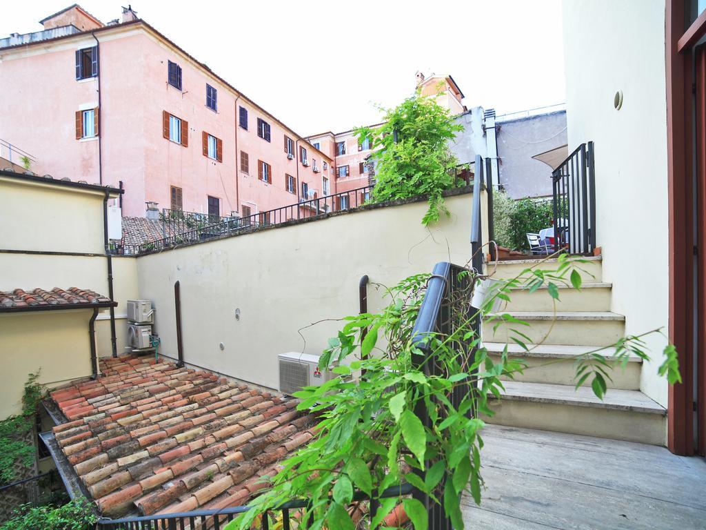 Nostromondo Ciancaleoni Palace Apartment Exterior photo